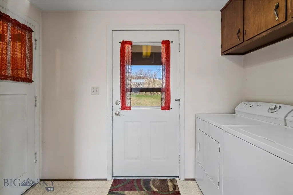 2368 Jackson Creek Road Bozeman MT 59715