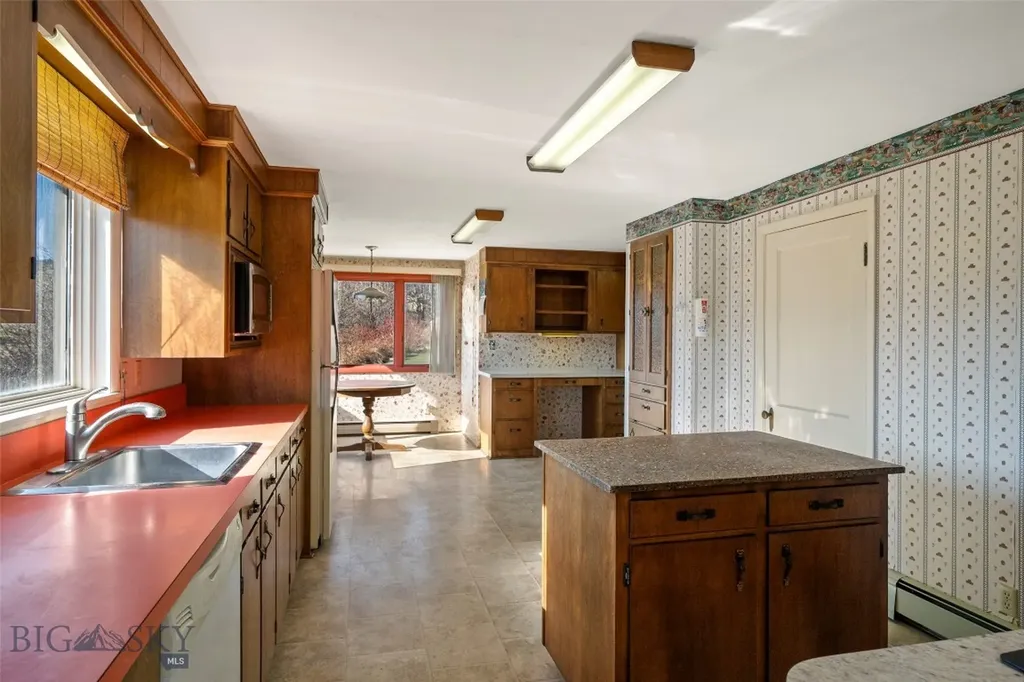 2368 Jackson Creek Road Bozeman MT 59715