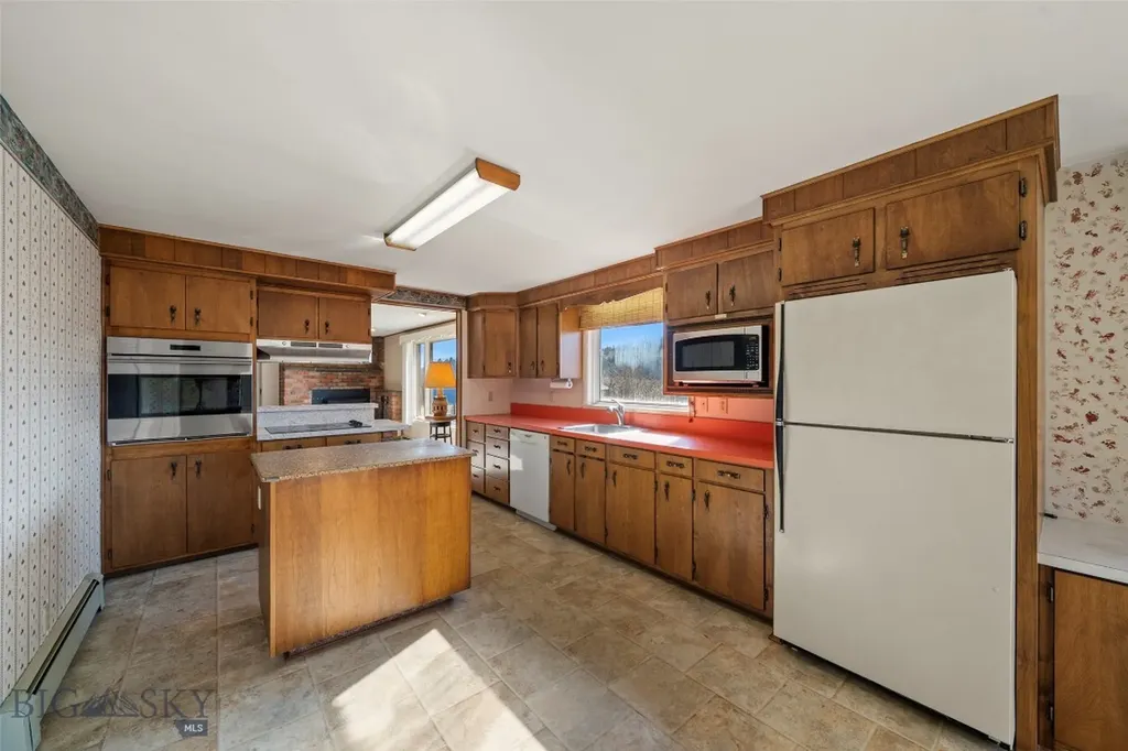 2368 Jackson Creek Road Bozeman MT 59715