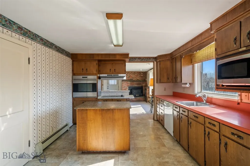 2368 Jackson Creek Road Bozeman MT 59715