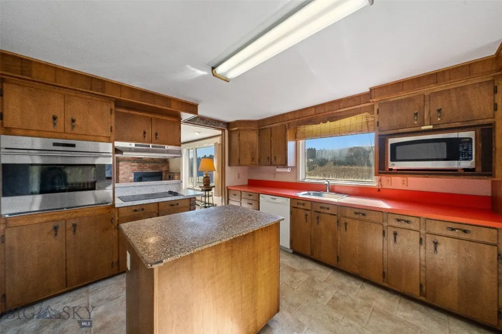 2368 Jackson Creek Road Bozeman MT 59715