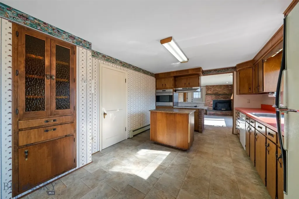 2368 Jackson Creek Road Bozeman MT 59715