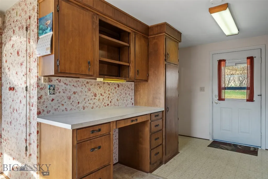 2368 Jackson Creek Road Bozeman MT 59715