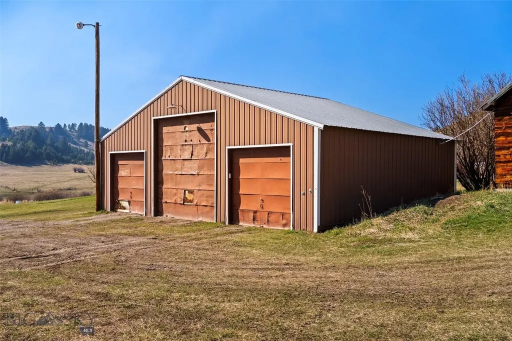 2368 Jackson Creek Road Bozeman MT 59715