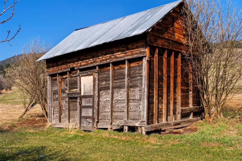 2368 Jackson Creek Road Bozeman MT 59715