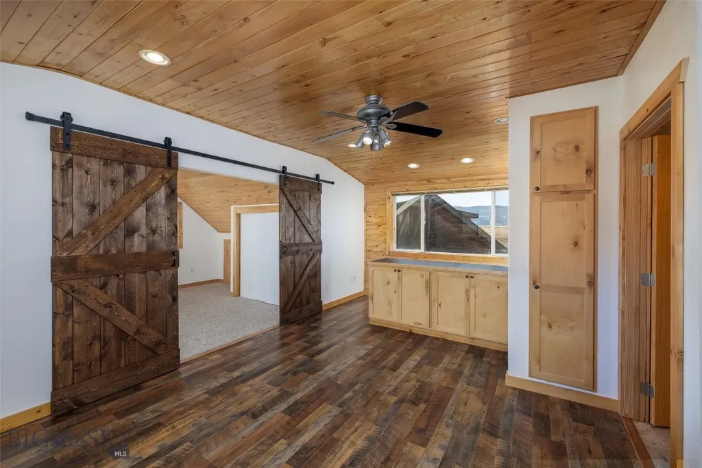 5 Shoshoni Way Pray MT 59065