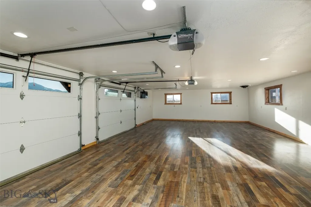 5 Shoshoni Way Pray MT 59065