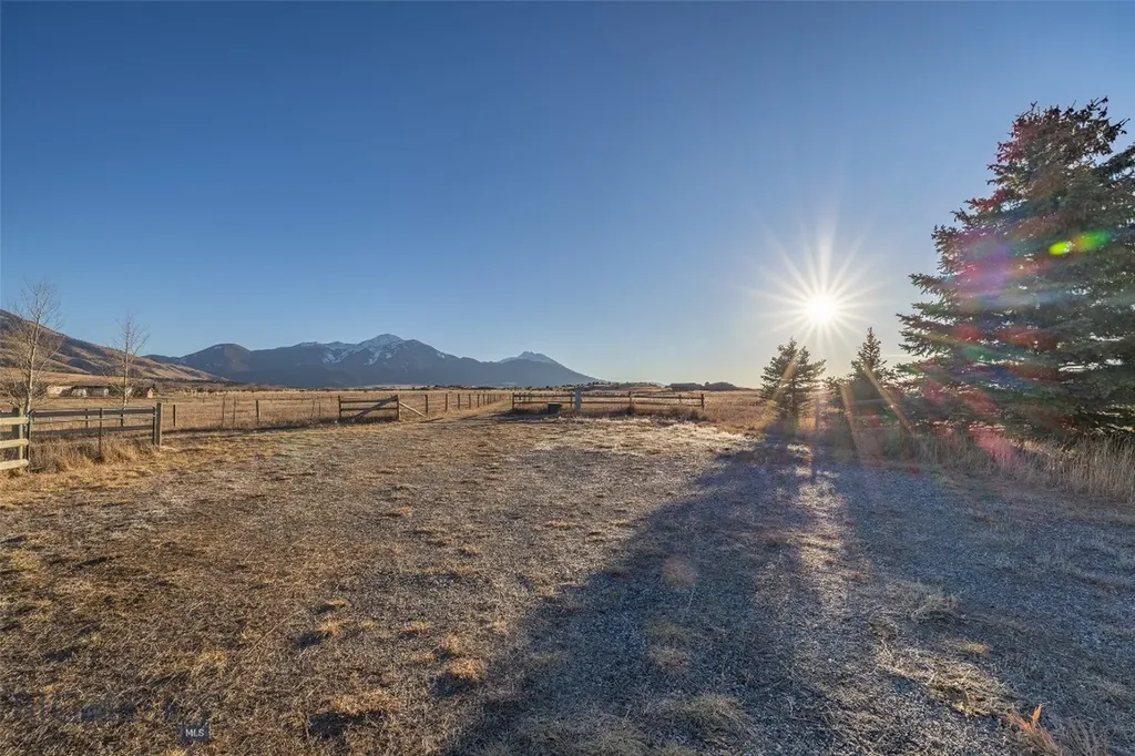 5 Shoshoni Way Pray MT 59065