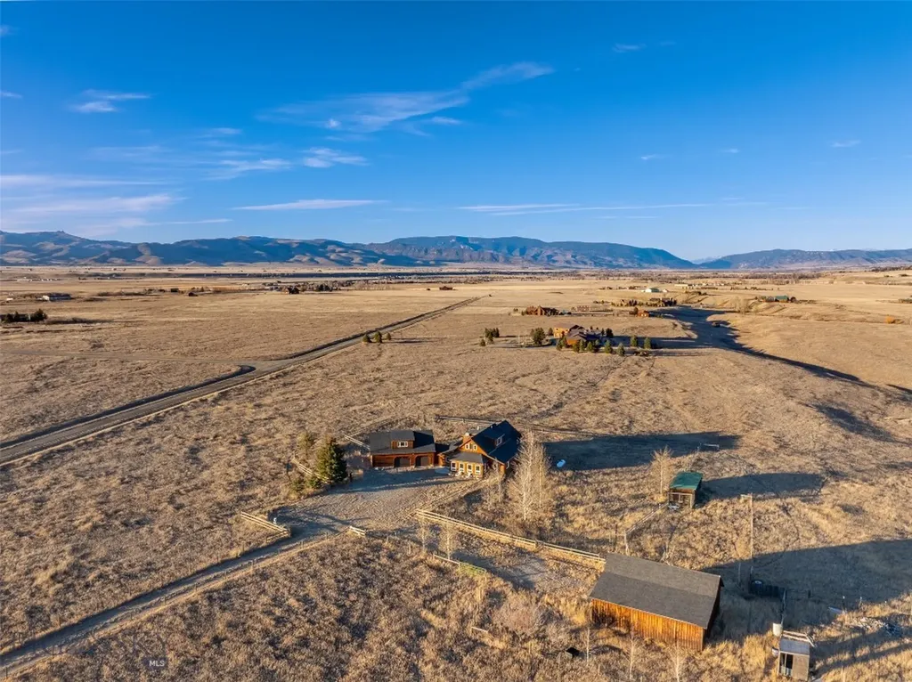 5 Shoshoni Way Pray MT 59065
