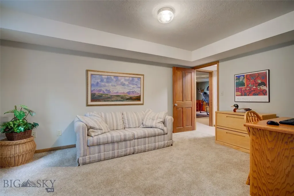 2915 Branding Iron Bozeman MT 59715