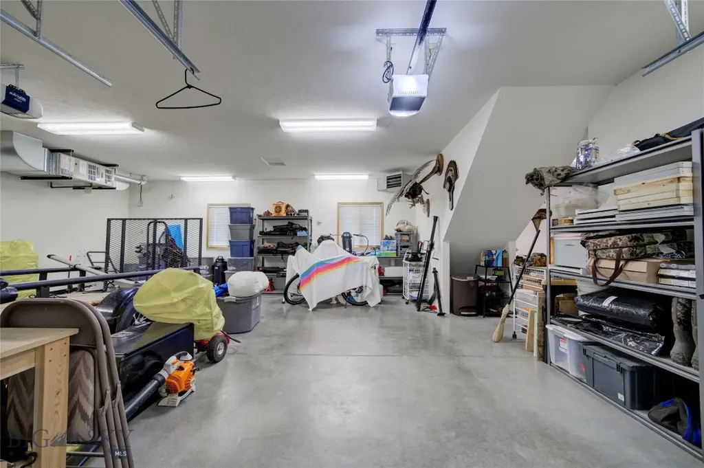 2915 Branding Iron Bozeman MT 59715