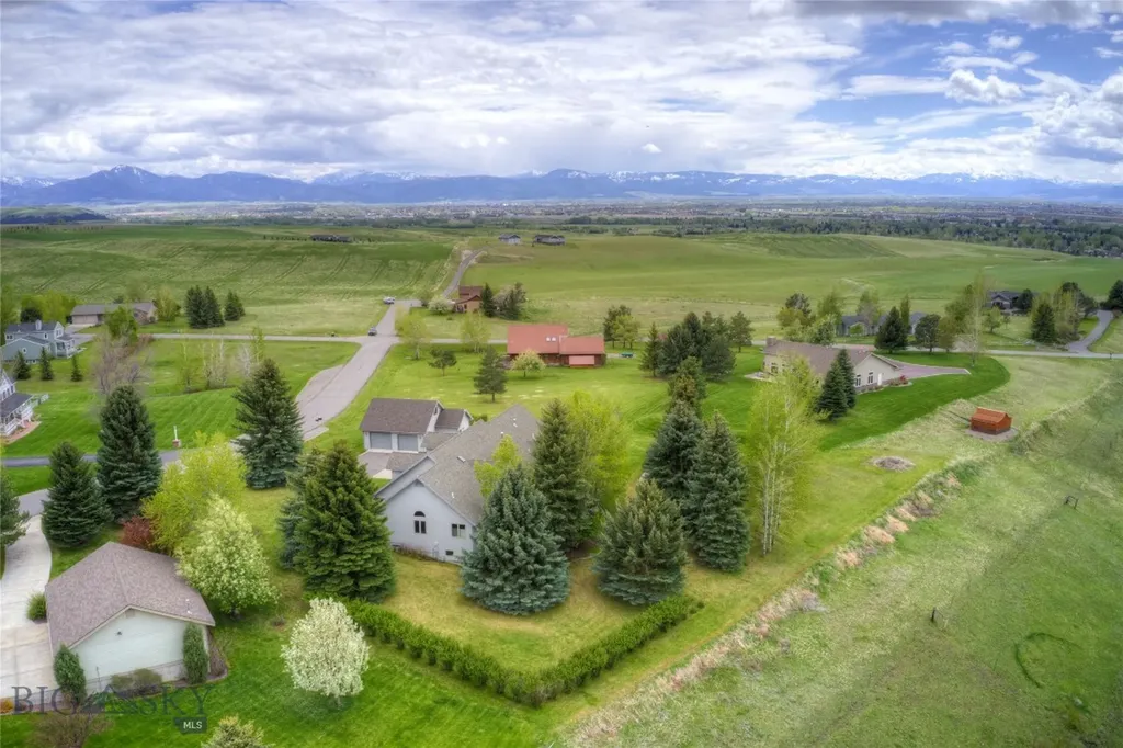 2915 Branding Iron Bozeman MT 59715