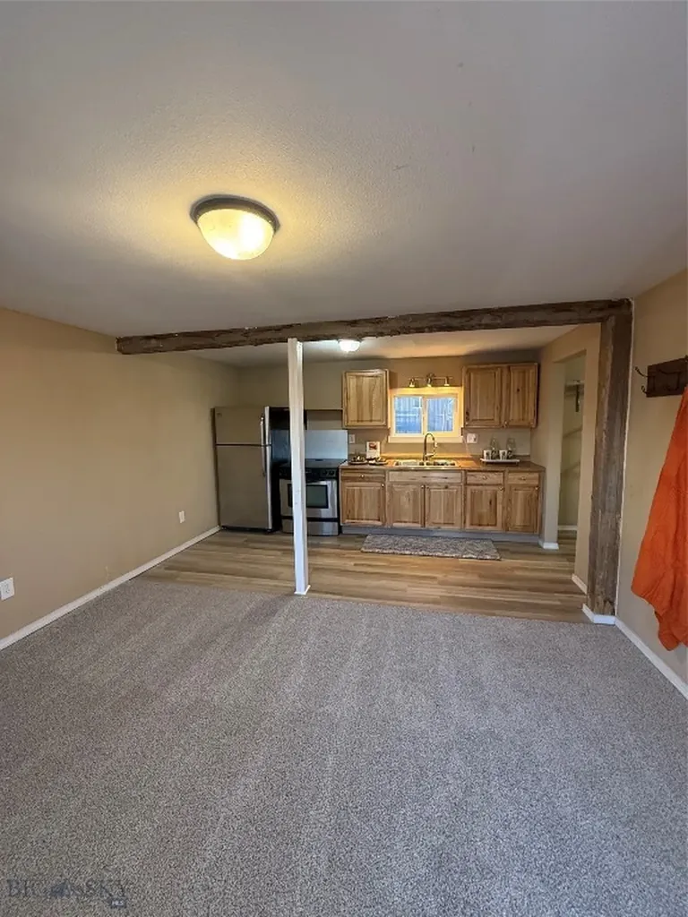 685 5th Avenue Ulm MT 59485