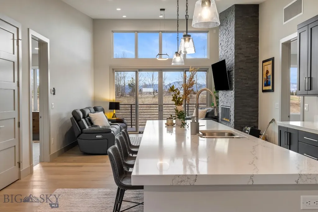 10 Caymus Lane Bozeman MT 59718