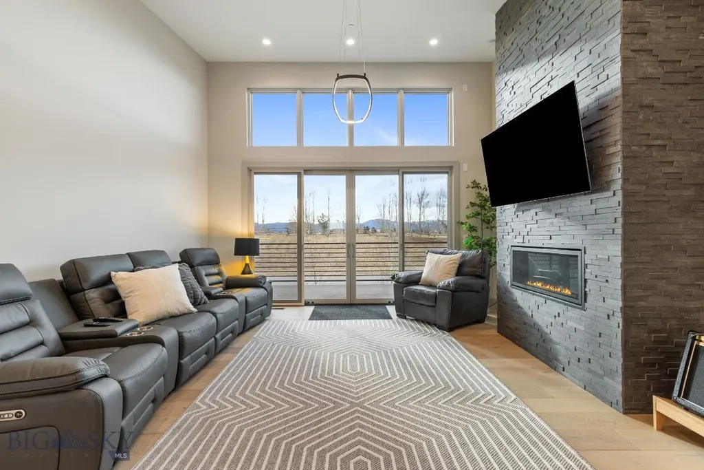10 Caymus Lane Bozeman MT 59718