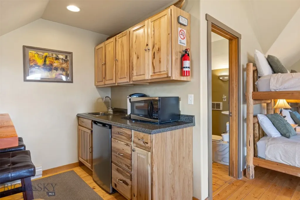 6 Browtine Lane Ennis MT 59729