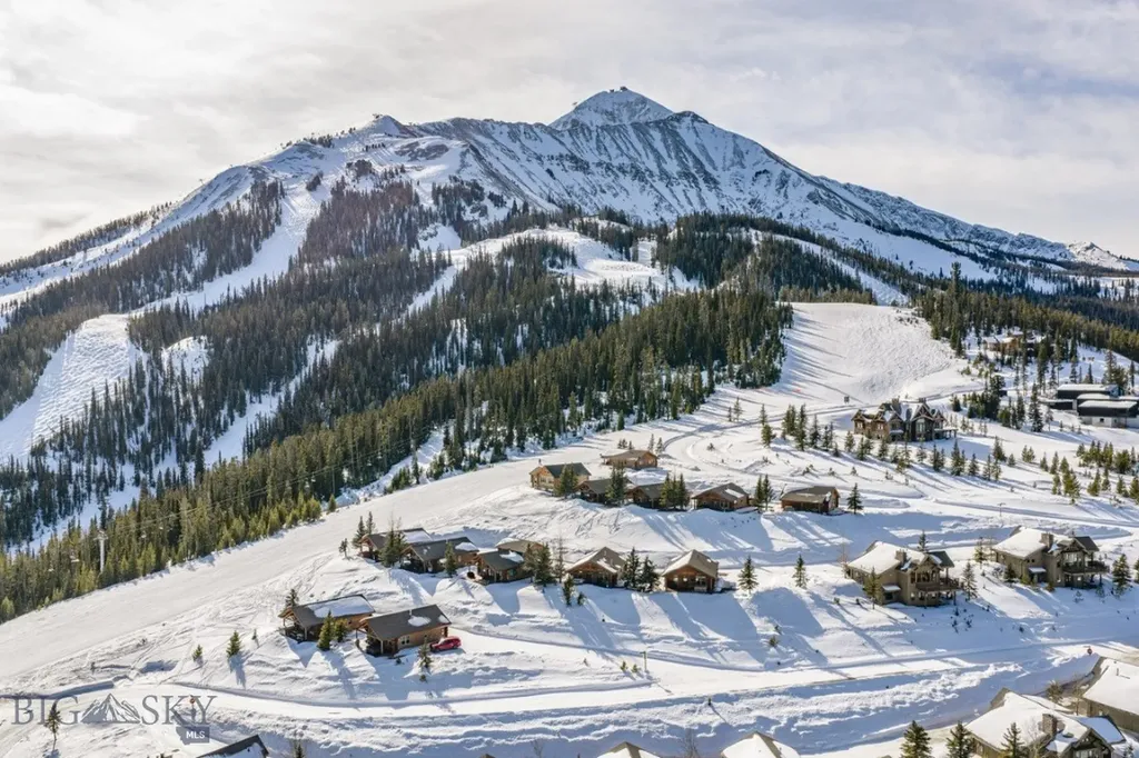 11 Bandit Way Big Sky MT 59720