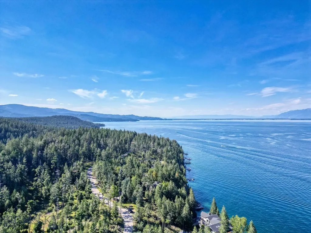 953 Angel Point Road Lakeside MT 59922