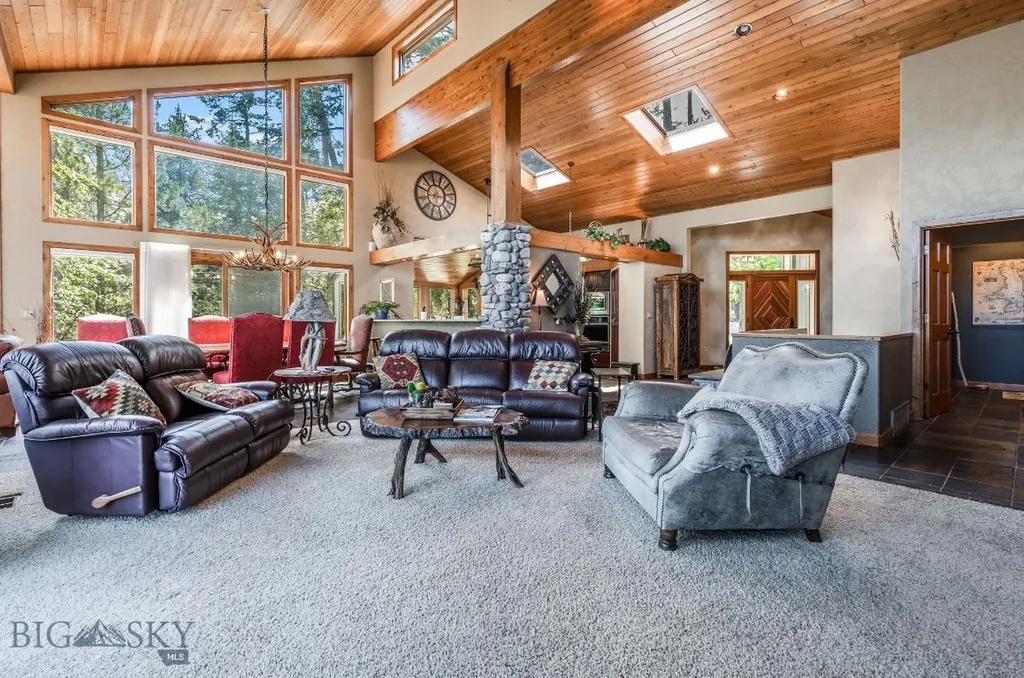 953 Angel Point Road Lakeside MT 59922