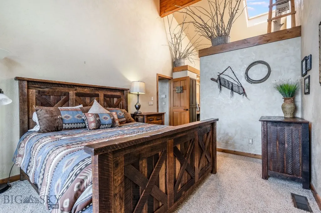 953 Angel Point Road Lakeside MT 59922