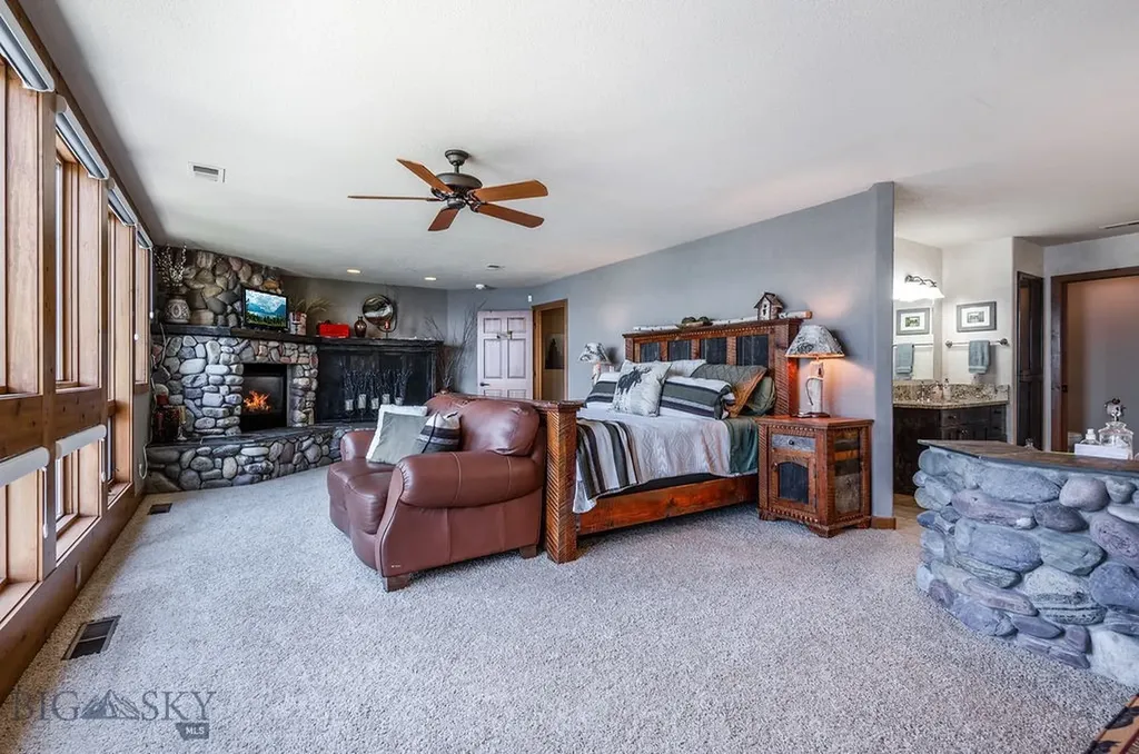 953 Angel Point Road Lakeside MT 59922
