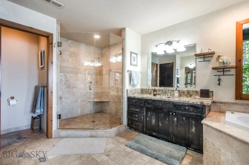 953 Angel Point Road Lakeside MT 59922