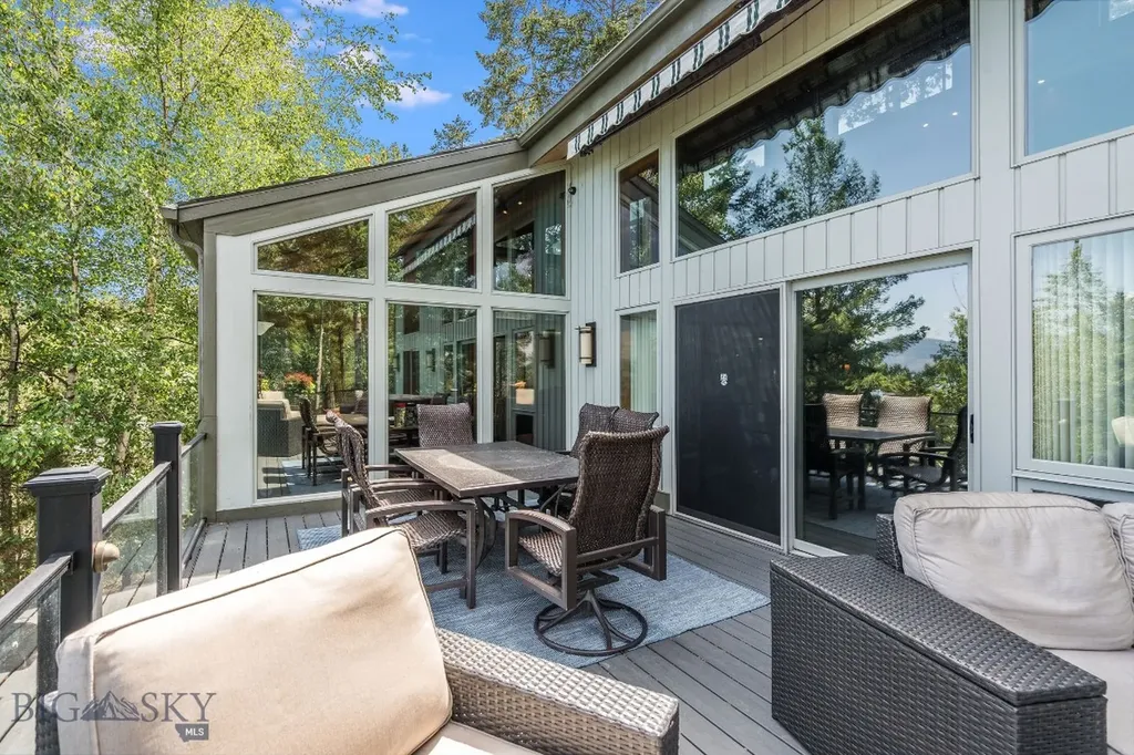 953 Angel Point Road Lakeside MT 59922