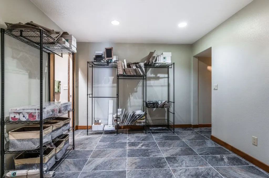 953 Angel Point Road Lakeside MT 59922