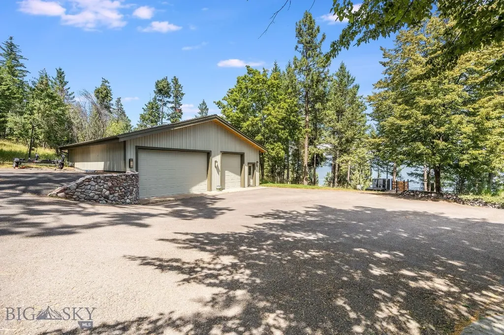 953 Angel Point Road Lakeside MT 59922