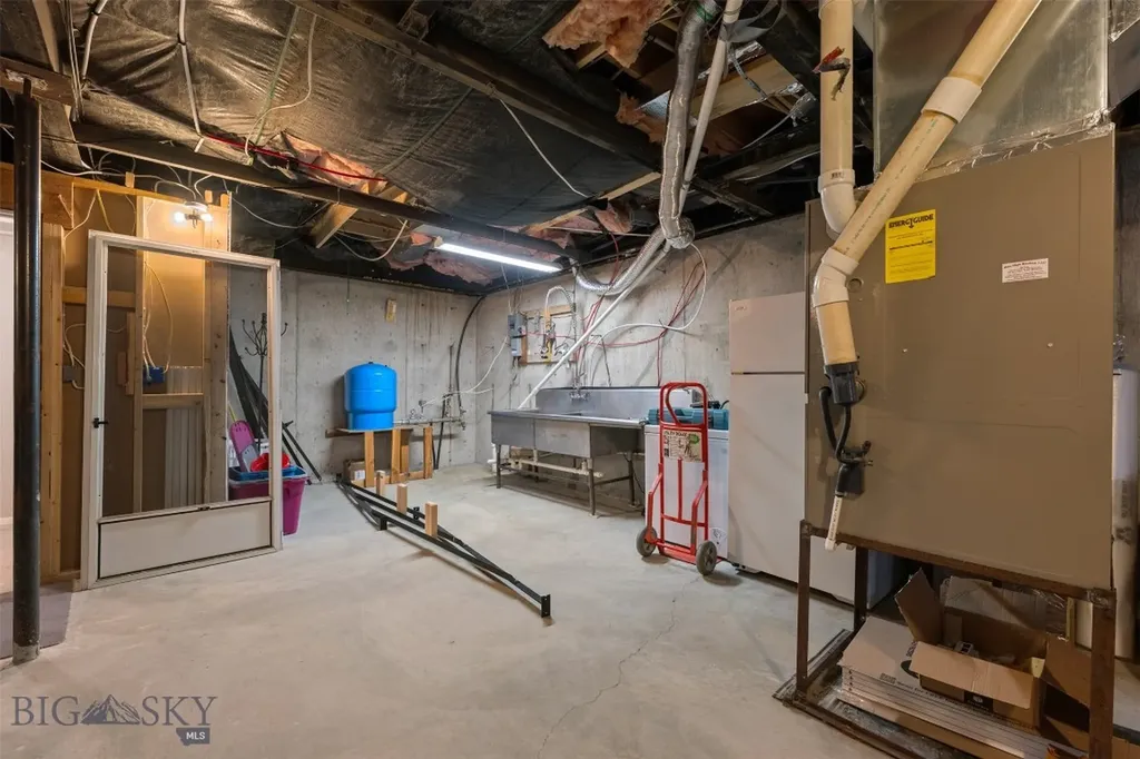 679 Coyote Lane Butte MT 59701