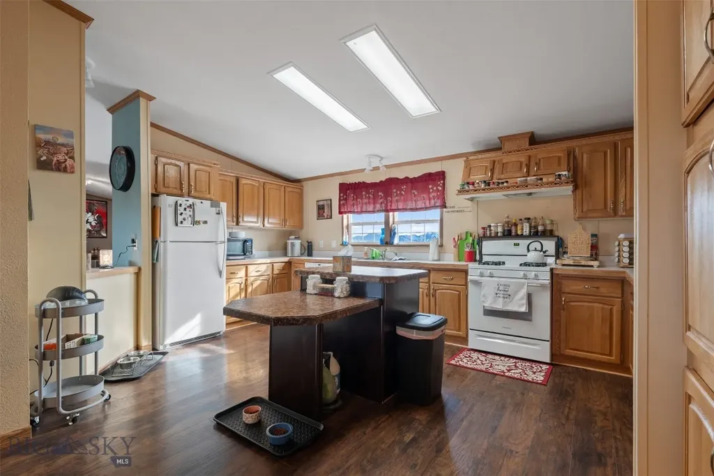 679 Coyote Lane Butte MT 59701
