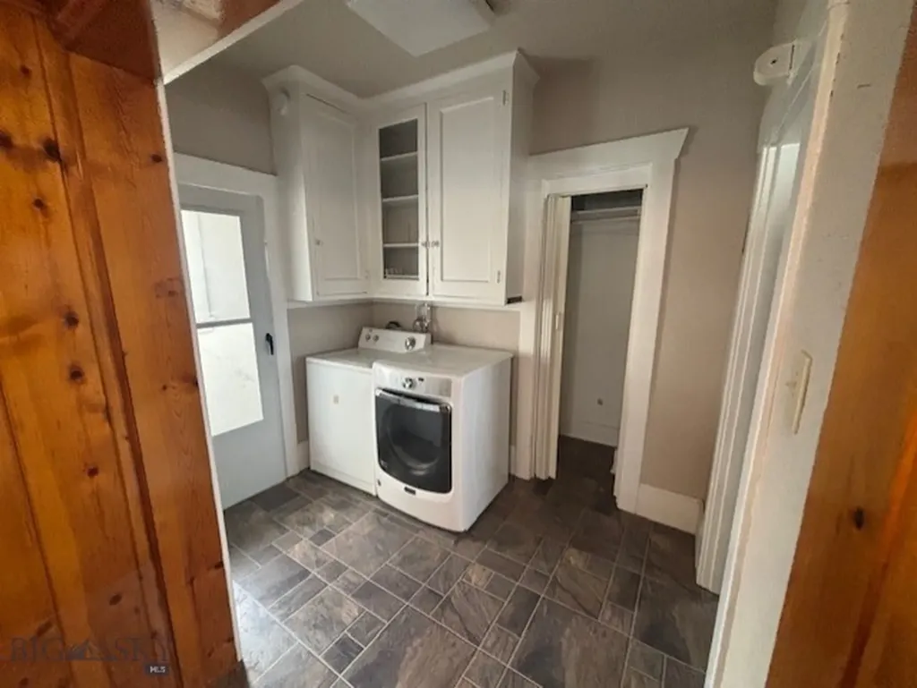 2107 Grand Butte MT 59701