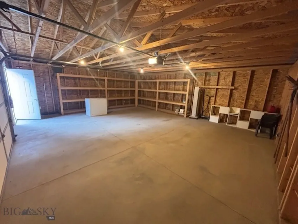 2107 Grand Butte MT 59701