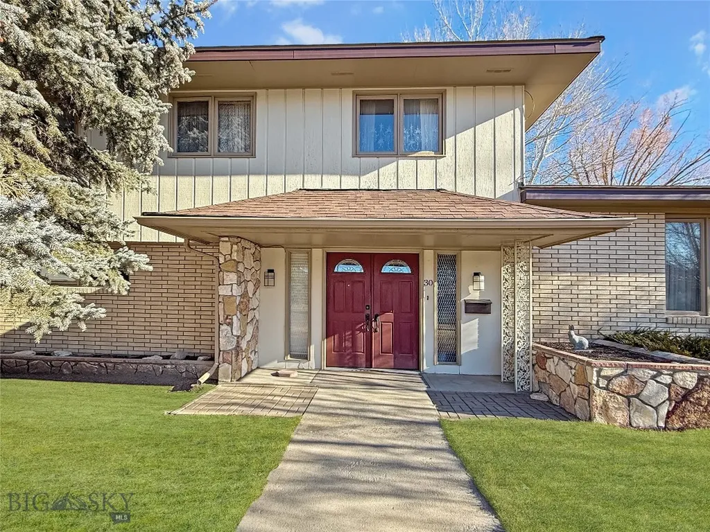 30 N Walnut Dillon MT 59725