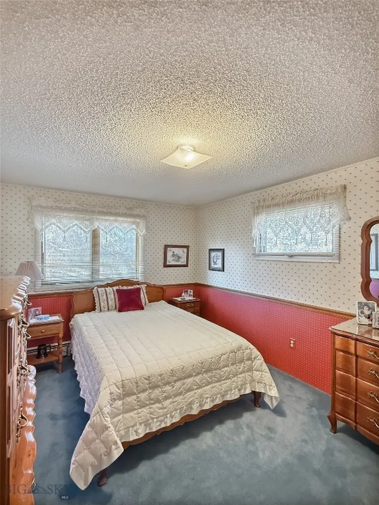 30 N Walnut Dillon MT 59725