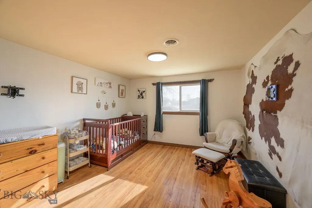 1519 Sullivan Lane Billings MT 59106