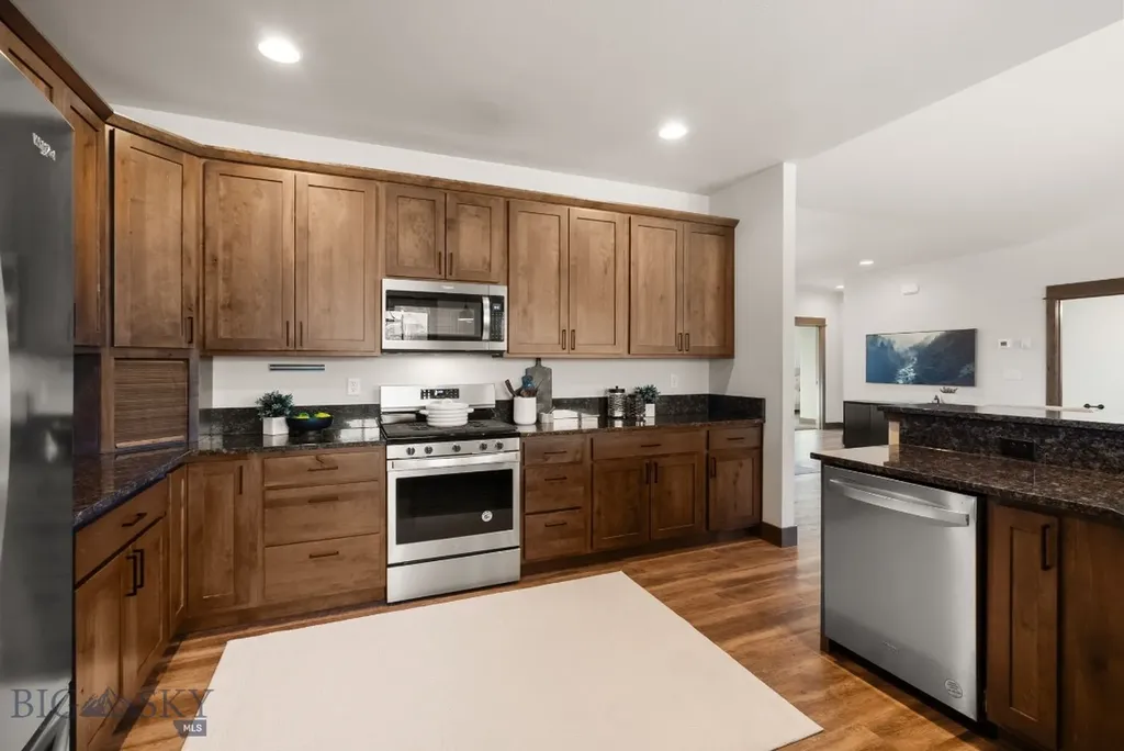 66 Oxbow Lane Manhattan MT 59741