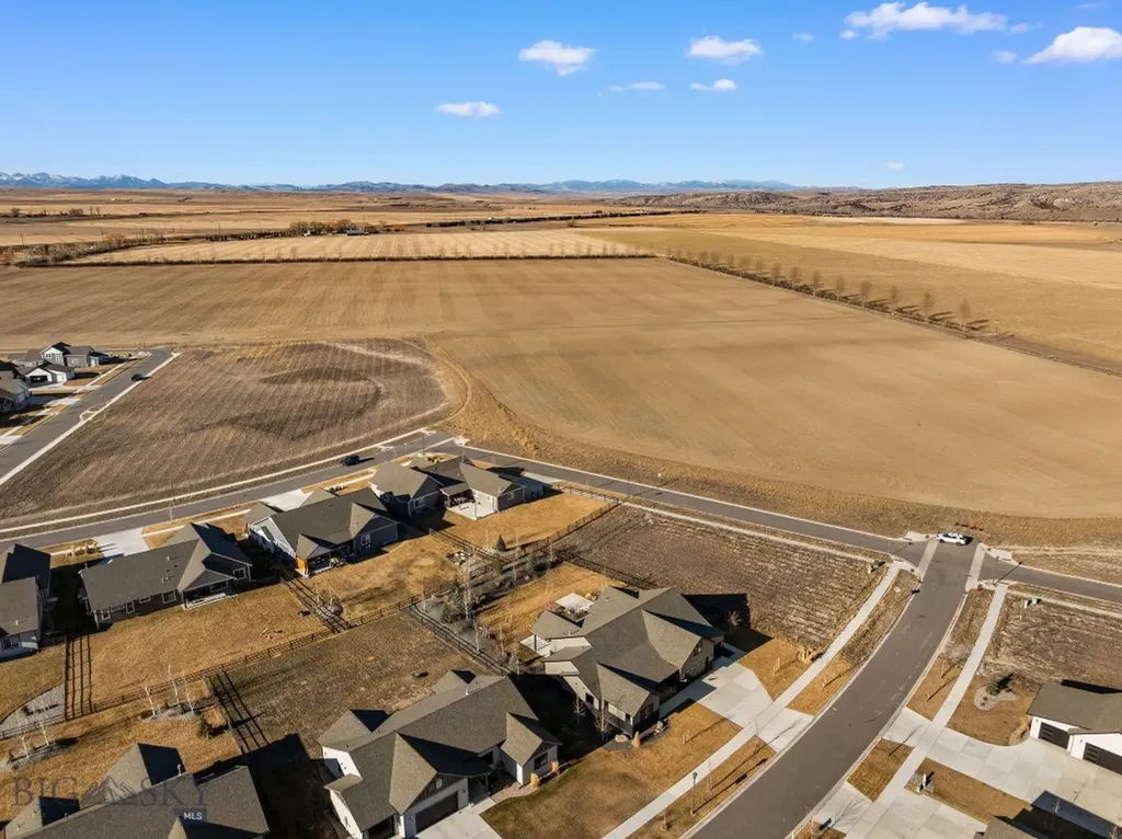 66 Oxbow Lane Manhattan MT 59741