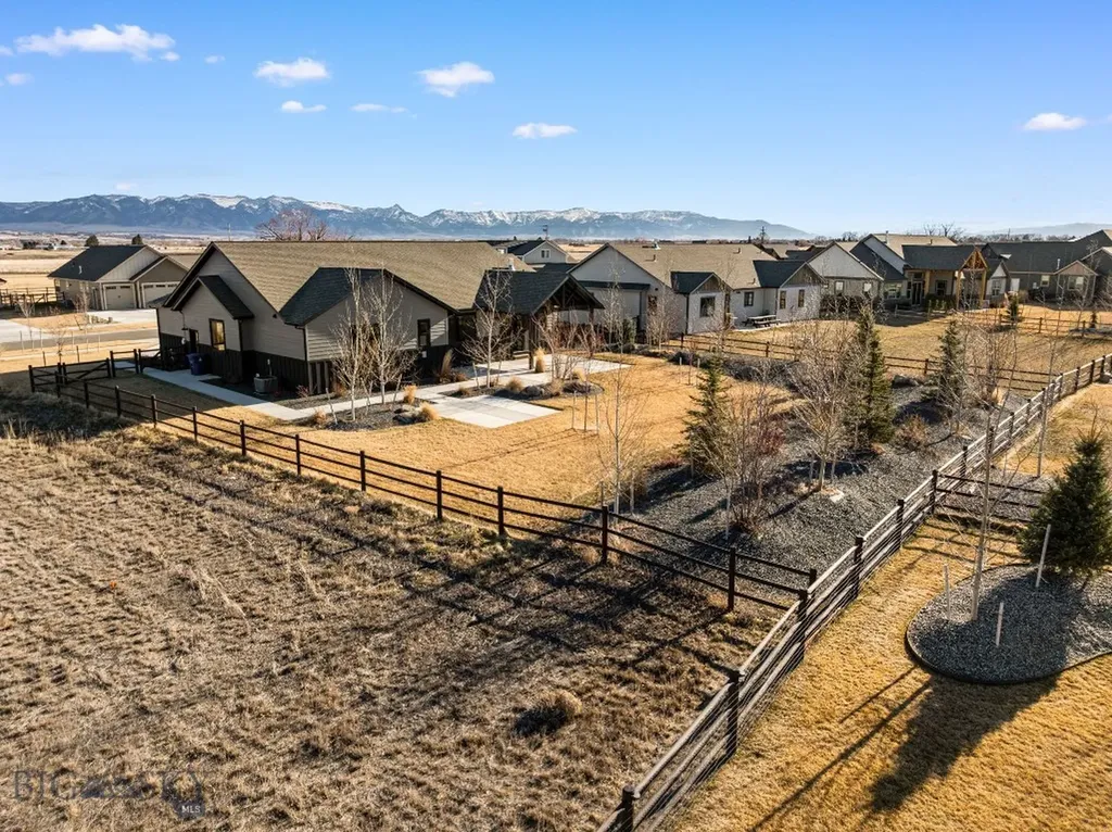 66 Oxbow Lane Manhattan MT 59741