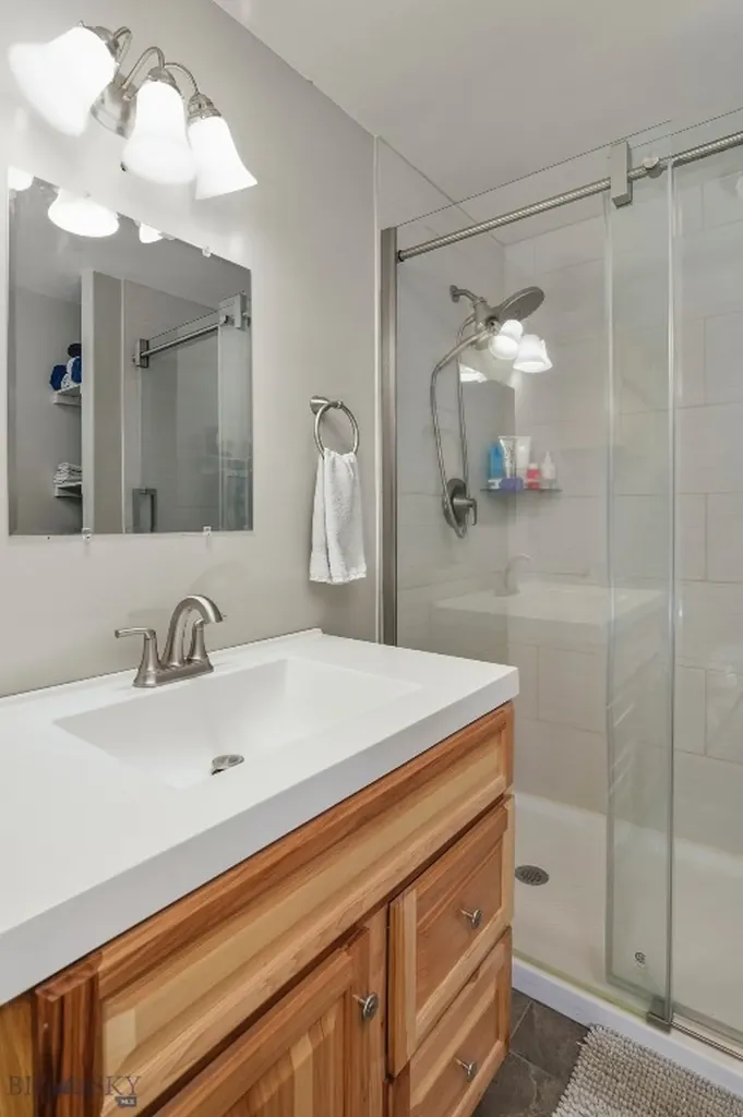 50 Cielo Grande Drive Pray MT 59047