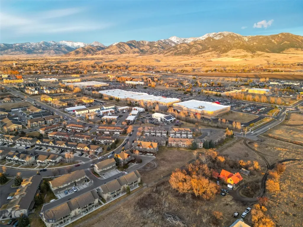 2916 Warbler Way Bozeman MT 59718