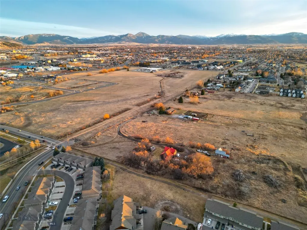 2916 Warbler Way Bozeman MT 59718