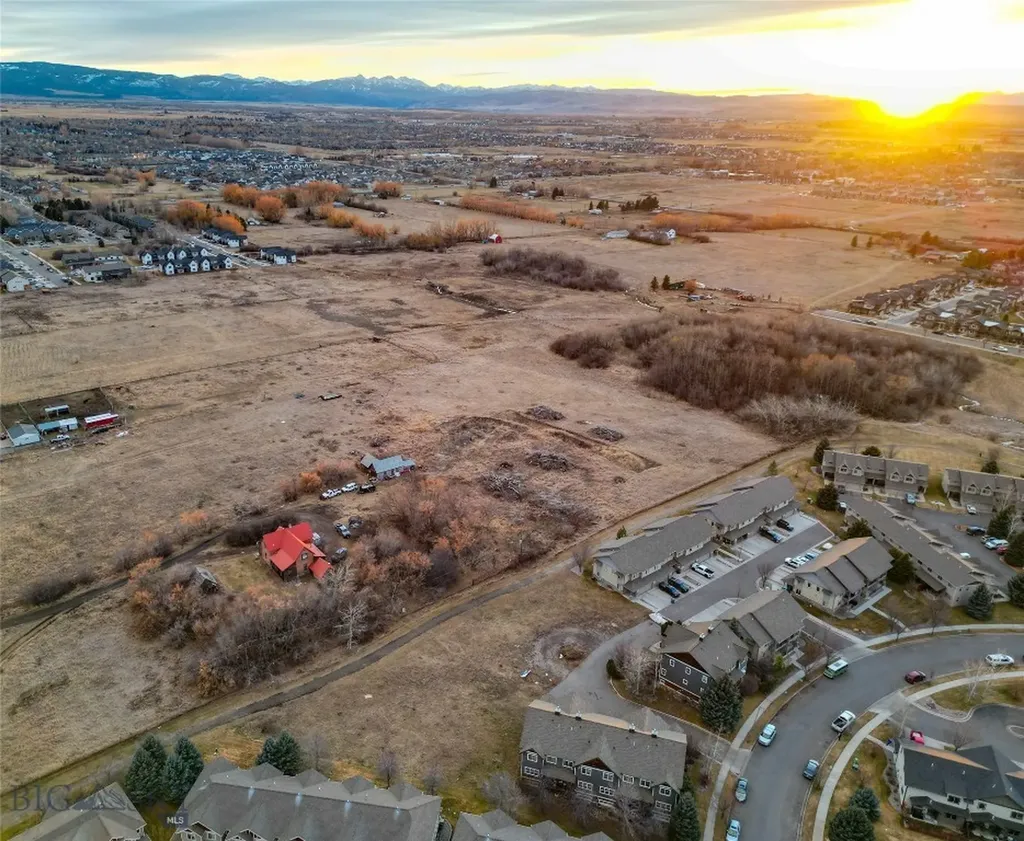 2916 Warbler Way Bozeman MT 59718
