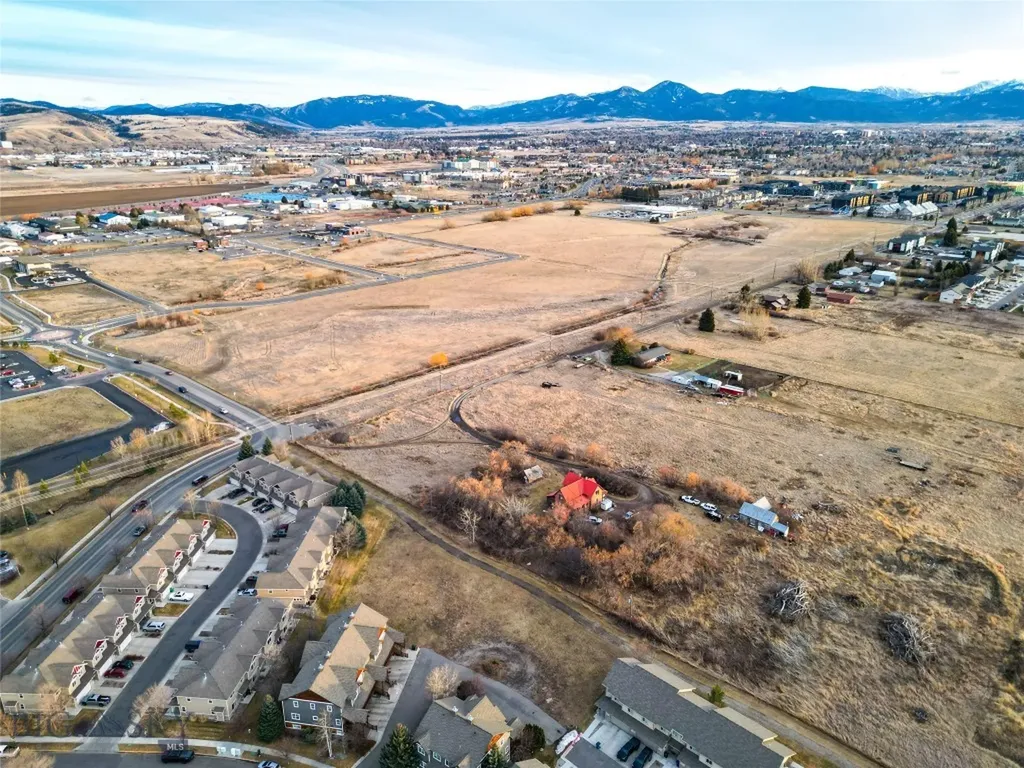 2916 Warbler Way Bozeman MT 59718