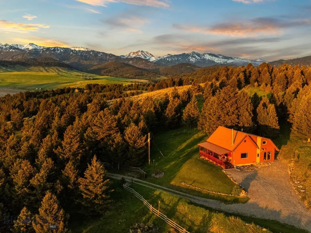 3 Highland Ranch Road Wilsall MT 59086