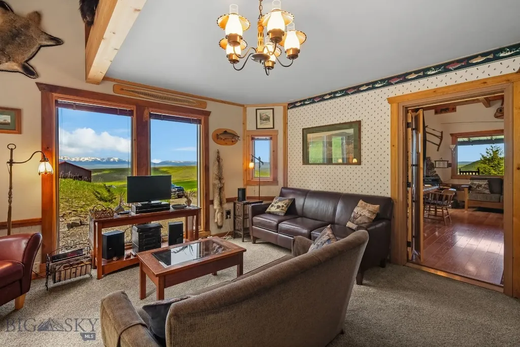 3 Highland Ranch Road Wilsall MT 59086