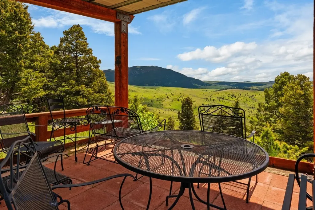 3 Highland Ranch Road Wilsall MT 59086