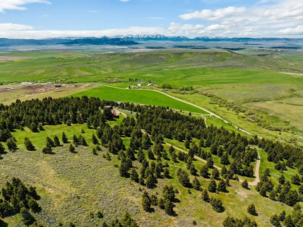 3 Highland Ranch Road Wilsall MT 59086