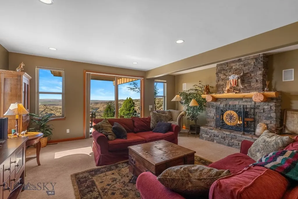 1061 Lookabout Lane Manhattan MT 59741