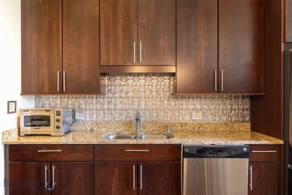 150 Village Crossing Way Bozeman MT 59715